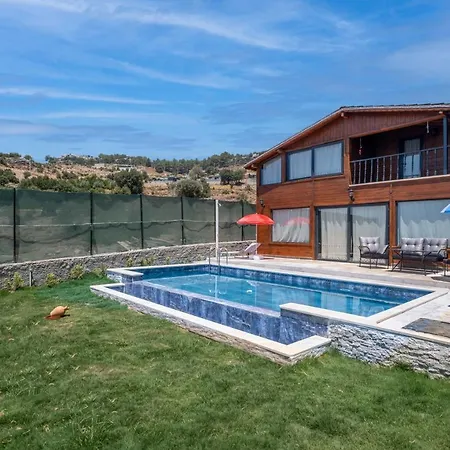 Vazgecilmezim Deniz Manzarali ,sessiz,sakin Villa *