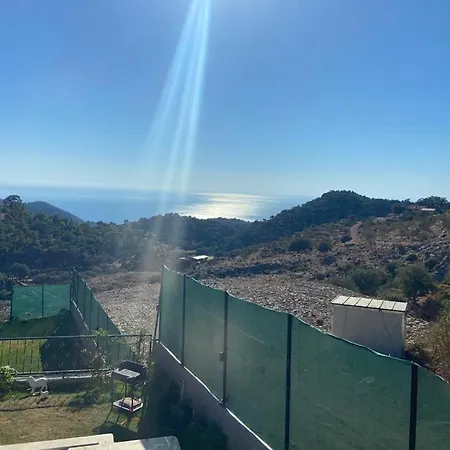 Vazgecilmezim Deniz Manzarali ,sessiz,sakin