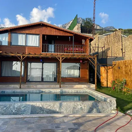 Villa Vazgecilmezim Deniz Manzarali ,sessiz,sakin